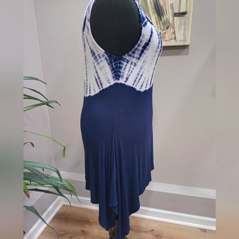 Plus Size Belldini Navy & White Tie Dye Sleeveless Hi-Lo Tunic Top - Picture 3 of 13